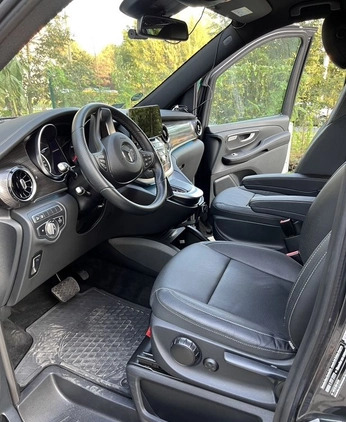 Mercedes-Benz Klasa V cena 329000 przebieg: 18000, rok produkcji 2021 z Kraków małe 379